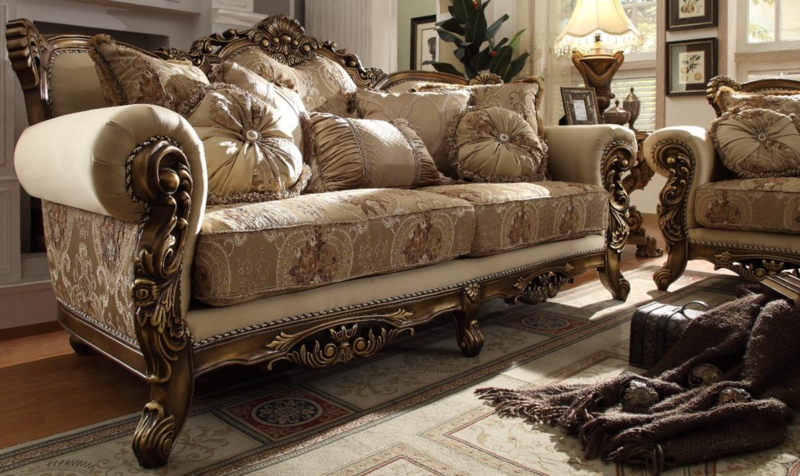 Ornate Baroque Living Room Set: 3-Piece with Crown Carved Crests (70 chars)