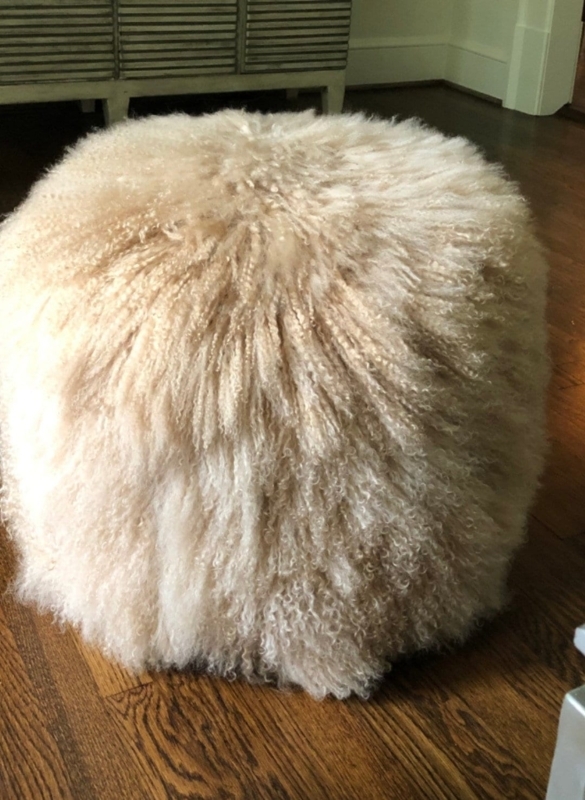 Pouf Mongolian Fur Style White Long Shaggy Pile Ottoman
