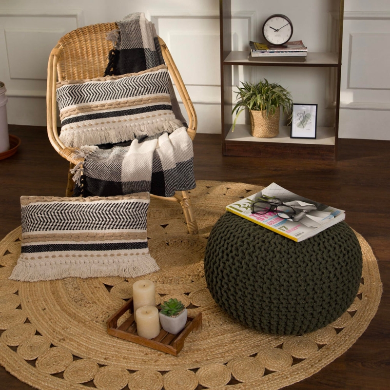 Pouf Spherical Chunky Knit Mottled Grey Color Scandinavian