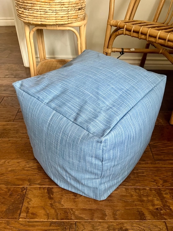 Round Pouf Oatmeal Chunky Knit Scandinavian Floor Seating