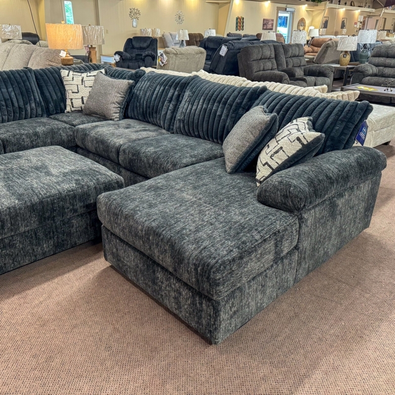 Sectional Sofa Scatter Back Design Deep Seating Contemporary L-Shaped