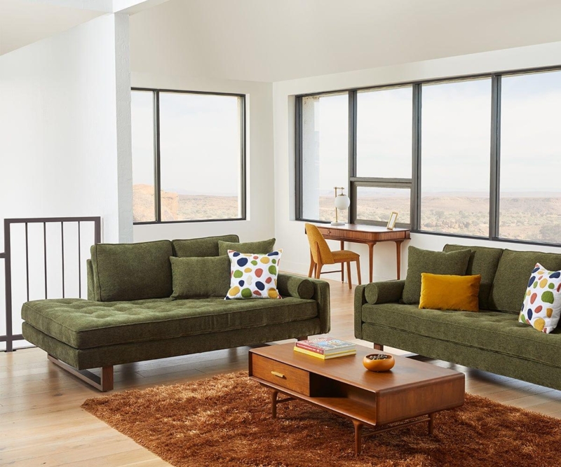 Sectional Sofa with Chaise in Light Gray Fabric and Tapered Wooden Legs