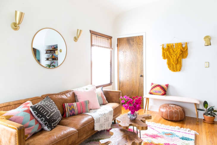 Sofa Caramel Leather Mid-Century Tapered Legs Airy Scandinavian