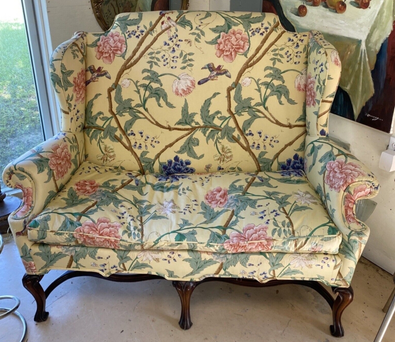 Traditional Queen Anne Style Loveseat, Cabriole Legs, Mahogany Finish