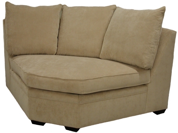 Traditional Skirted Sectional Sofa with Rolled Arms in Beige Fabric