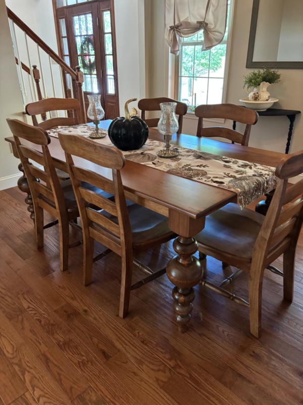 Dining Table Rectangular Two-Tone Finish White Wood Spindle Legs