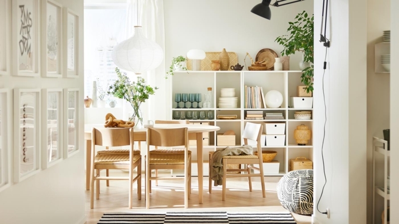 Dining Table: Round Extendable Light Beech Veneer with Matching Chairs