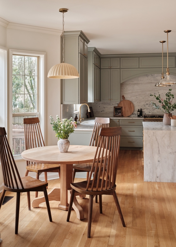 Dining Table Round Pedestal Natural Wood Kitchen Breakfast Nook