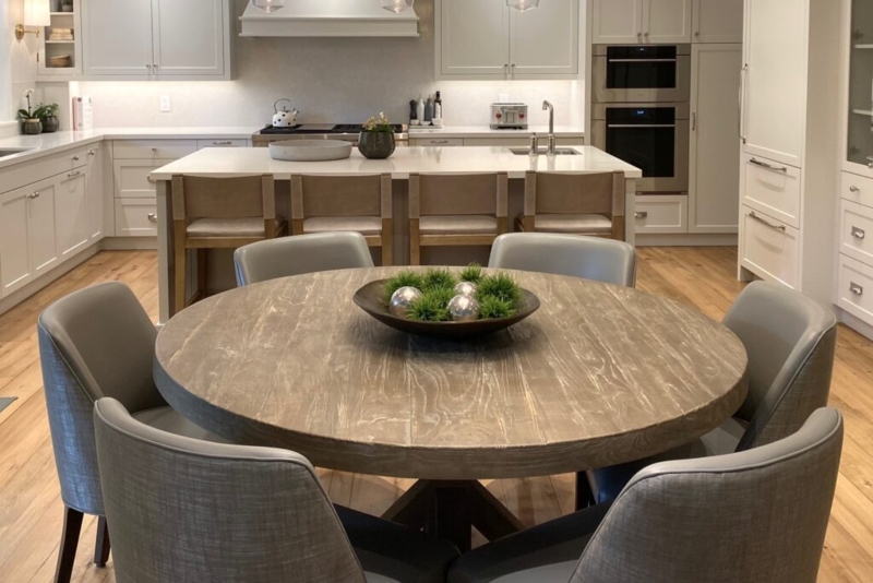 Dining Table Transitional Round Wood Pedestal Base Navy Chairs