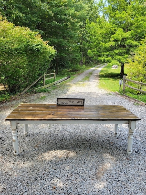 Farmhouse Dining Table with Reclaimed Wood Appearance