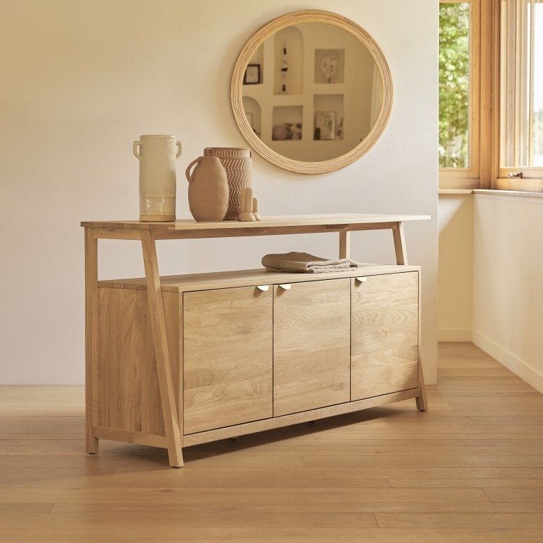 Mid Century Modern Sideboard with Tapered Legs in Natural Wood
