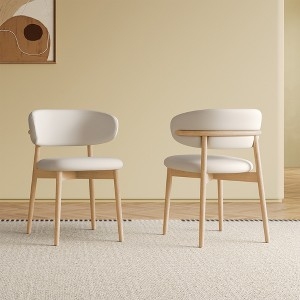 Natural Wood Wishbone Chairs Y-Back Silhouette Black Woven Seat