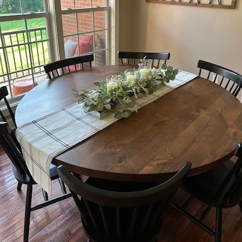 Round Dining Table Turned Pedestal Base Splayed Feet Rustic Farmhouse
