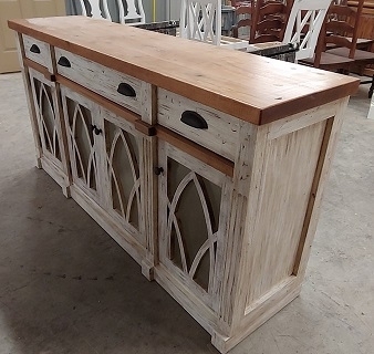 Sideboard Handcrafted Appearance Scalloped Apron Maple Finish Four Doors