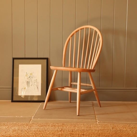 Windsor Chair Light Beech Wood Spindled Back Saddle Seat Farmhouse
