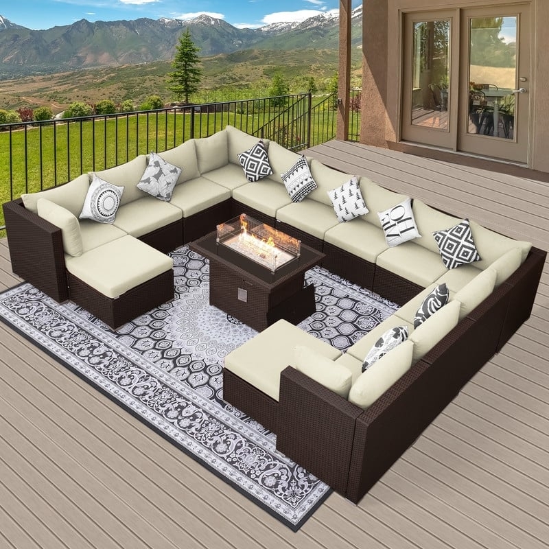 Coastal Inspired Outdoor Living Space, Navy Blue Wicker Poolside Set