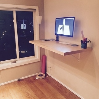Floating Desk Light Wood-Toned Minimalist, Modern