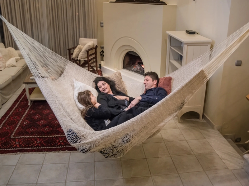 Hammock Oversized Woven Fabric with Spreader Bars, Cream