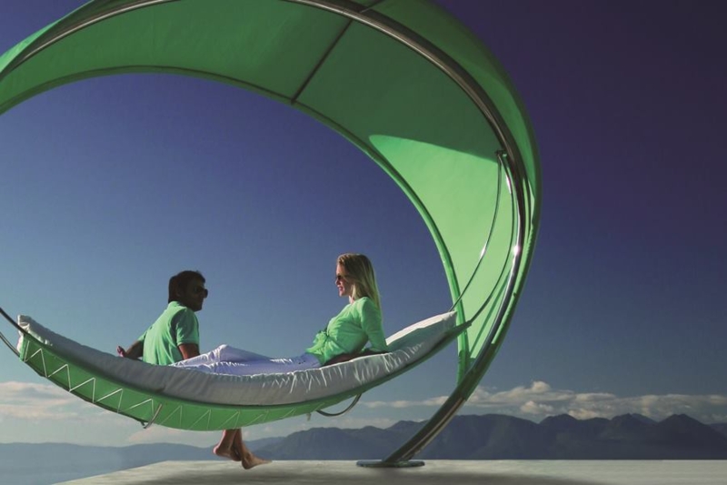 Hammock with Arched Canopy & Single Point Suspension. Luxury Lounger.