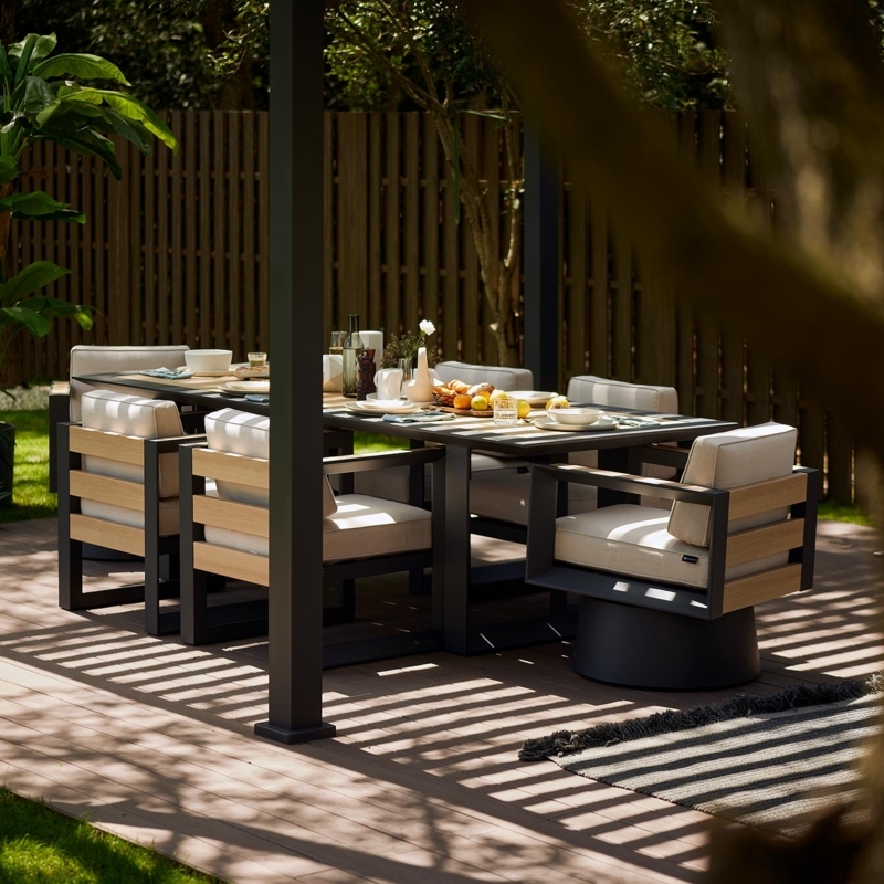 Industrial Chic Outdoor Dining Set Black Slatted Top Woven Rope