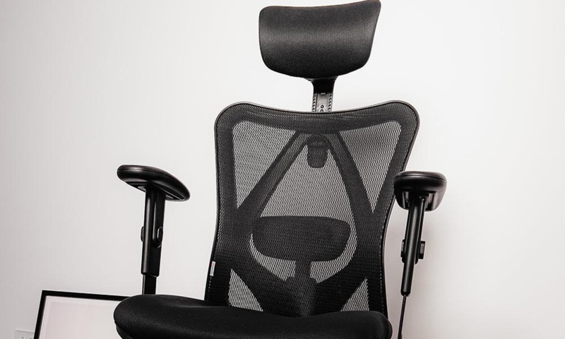 Minimalist Office Chair with All Mesh Construction and Adjustable Headrest