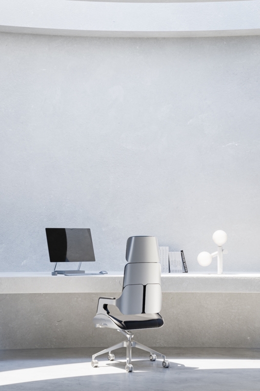 Office Chair Industrial Style Executive Horizontal Slats Silver Frame.