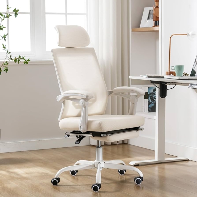 Office Chair with Headrest and Retractable Footrest, Black Mesh