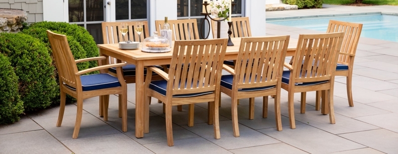 Outdoor Dining Set, Large Outdoor Dining Set Layout, White Woven Chairs