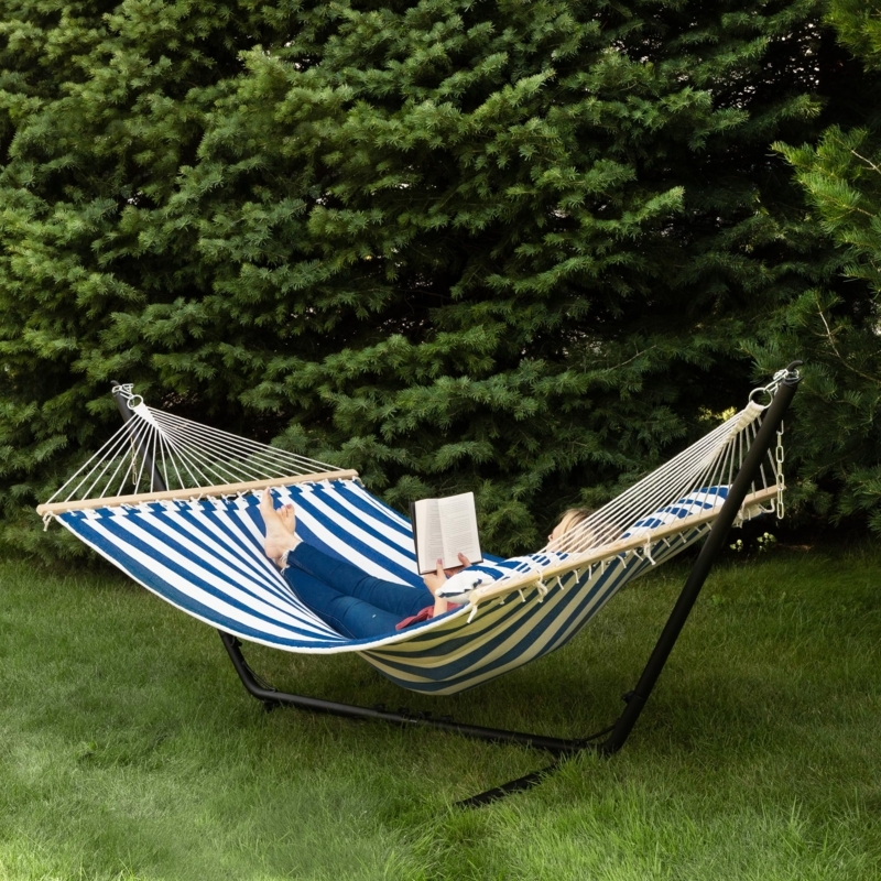 Quilted Double Hammock with Matching Pillow and Stripes