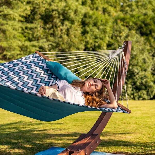 Quilted Hammock with Detachable Pillow in Teal Chevron Pattern