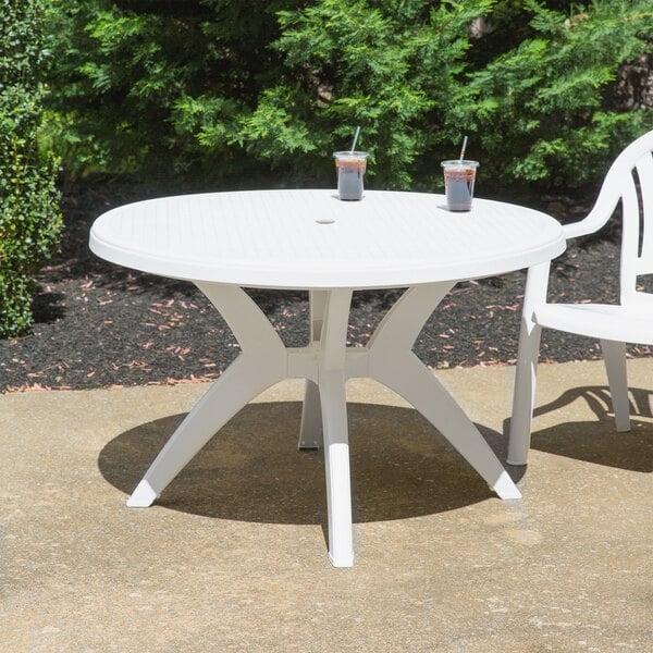 Round Outdoor Dining Table White Pedestal Base Resin Umbrella Hole