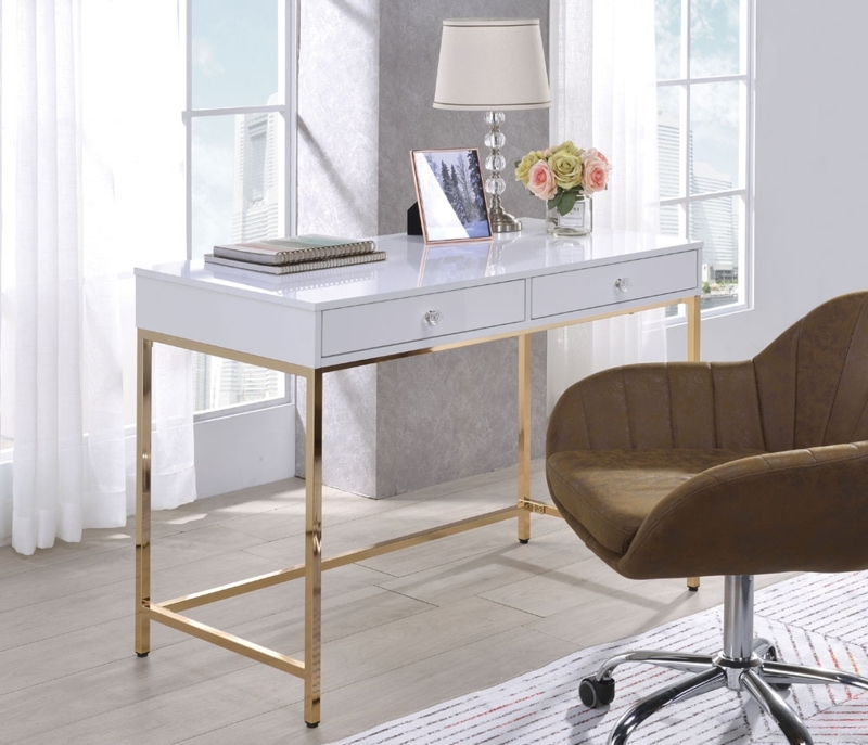 Three-Drawer Writing Desk with High-Gloss Lacquer and Square Knobs