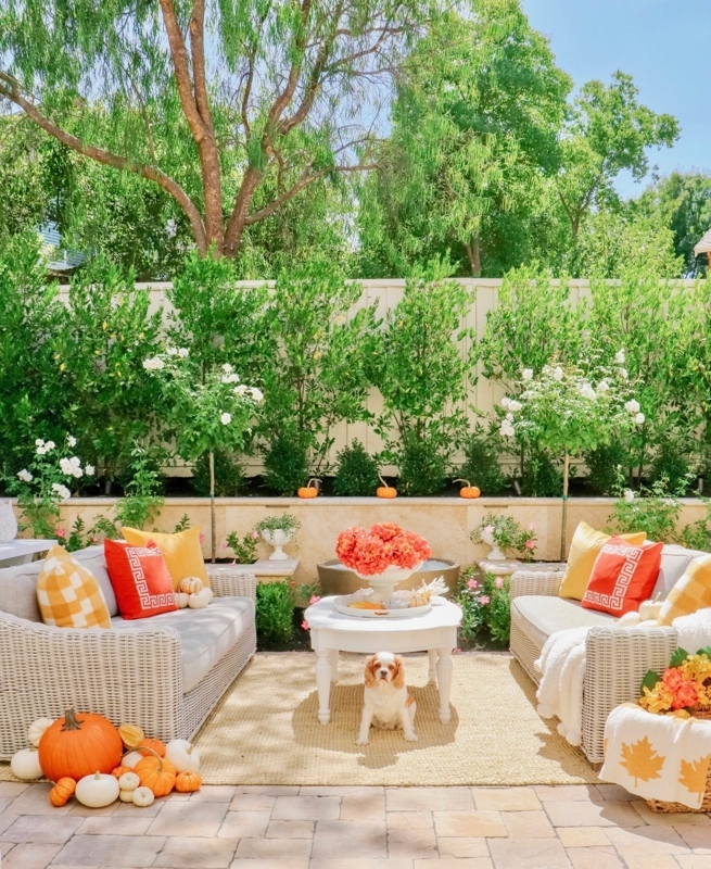 Blue Orange Palette Patio Seating for Fall Patio Decorating Ideas