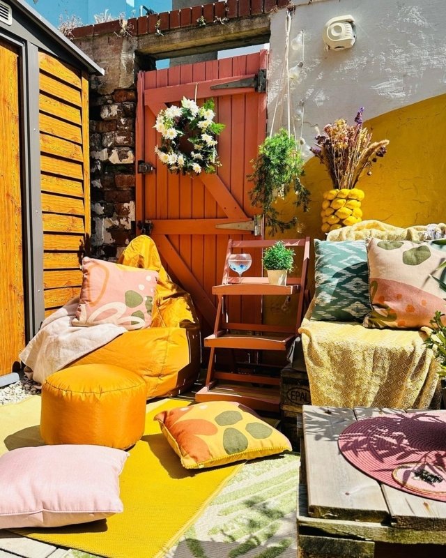 Bohemian Outdoor Dining Set Woven Rattan Chairs