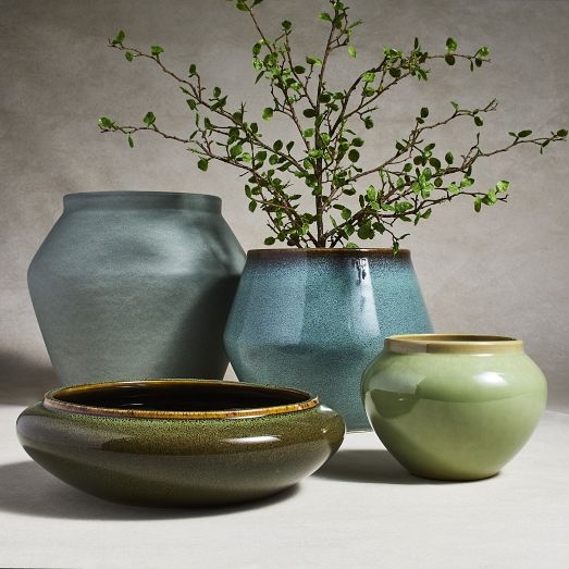 Ceramic Tabletop Planter featuring Two-Tone Speckled Glaze Finish.