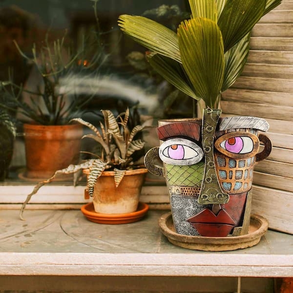 Face Planter Brown Smooth Surface Abstract Head Shape Matte Finish