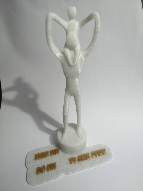 Figurine Abstract Embrace Silhouette Wood Grain Brown Scandinavian
