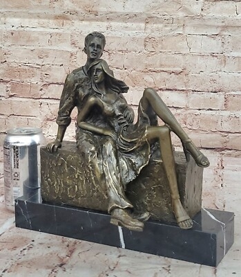 Figurine Bronze Finish Fluid Lines Antique Romantic Couple Base
