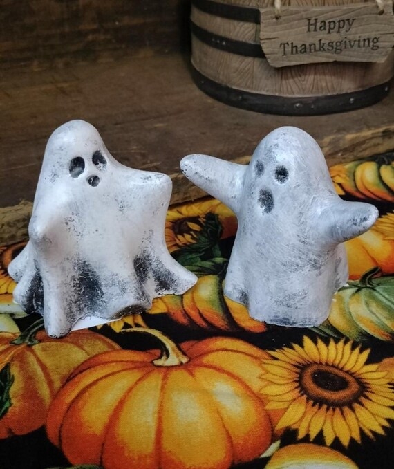 Figurine Concrete Ghosts Set, Minimalist, Matte Grey, Outdoor Garden Decor