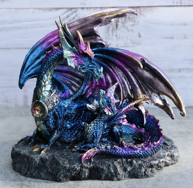 Figurine Mother Dragon Midnight Sky Pattern Geode Base Celestial