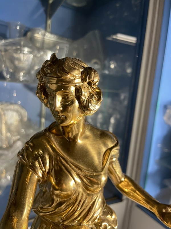 Figurine of Antique Gold Kneeling Angel with Expansive Wings