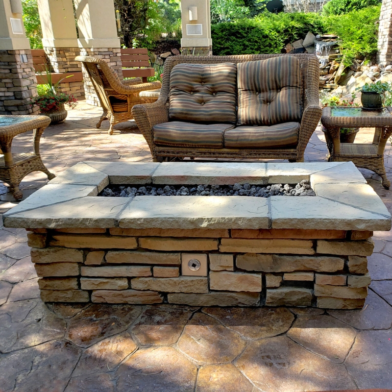 Fire Pit Wide Top Ledge & Stone-Like Texture, Contemporary Garden