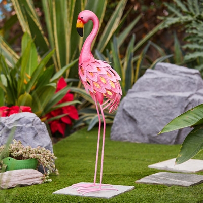 Flamingo Garden Statue Filigree Metal Solar Powered Light Tropical