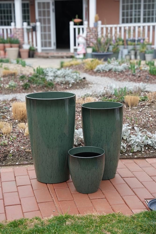 Fluted Planter Set White Tapered Round Graduated Trio