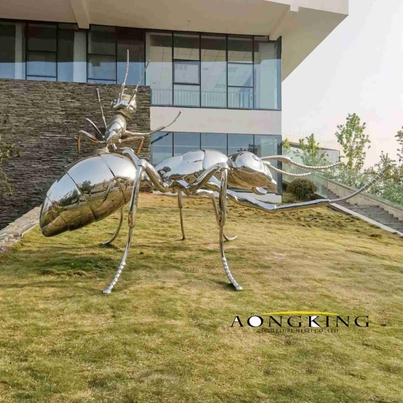 Garden Statue Glossy Black Metal Oversized Scale Ant Motif Animal