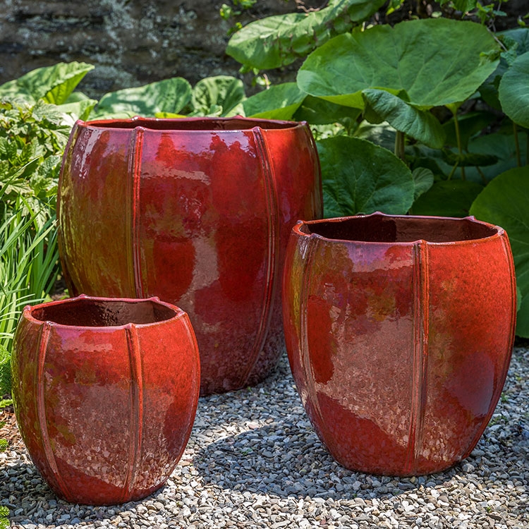 Glossy Ceramic Planter with Vertical Rib Vault Texture in Tropical Red