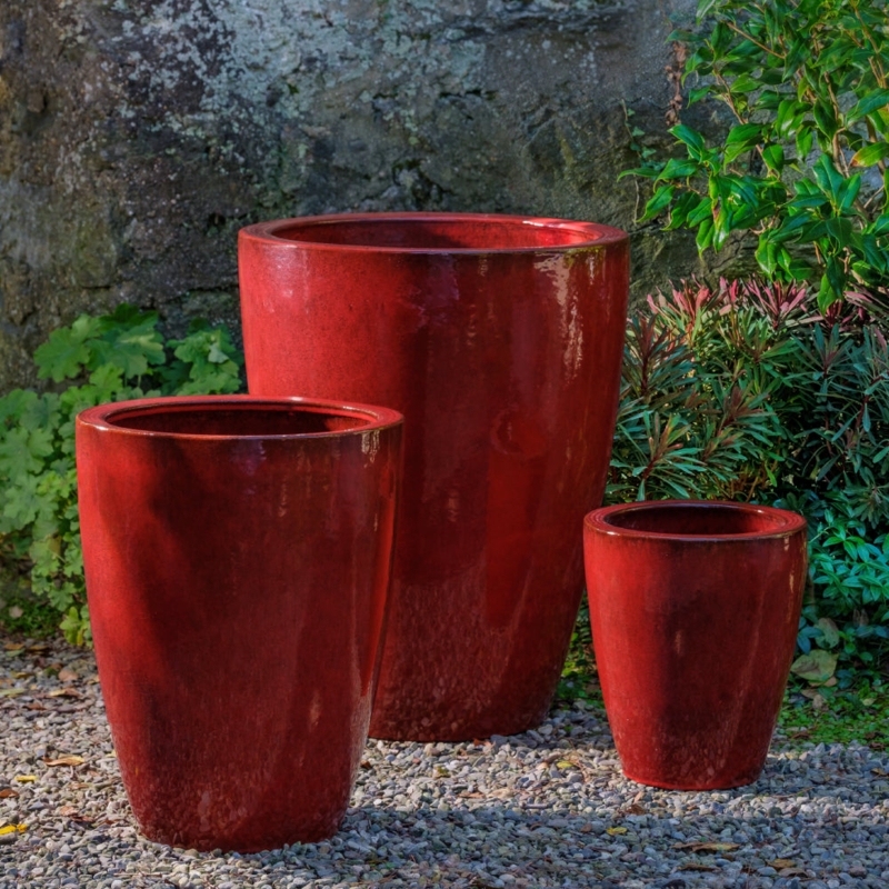 Graduated Terracotta-Like Planter Set with Fine Horizontal Ribbing