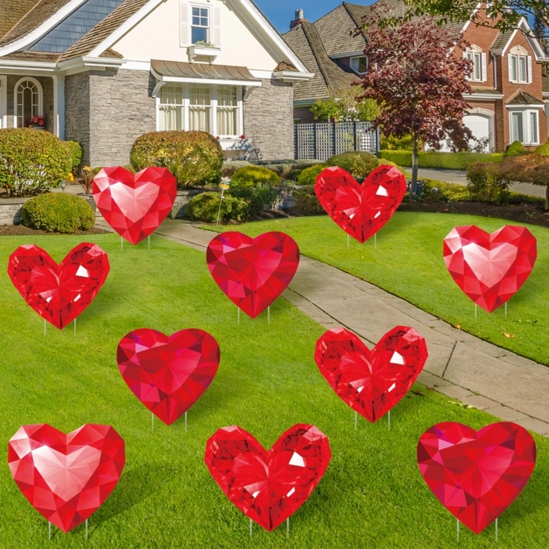 Illuminated Heart Yard Signs with Faceted Diamond Pattern