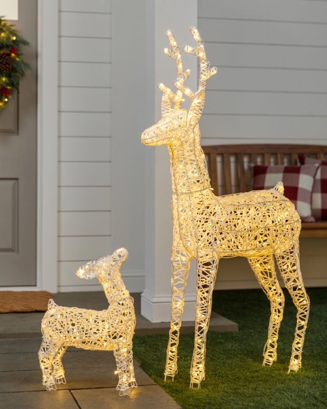 Life-Like Reindeer Family Decor, Warm White LED Outdoor Set.