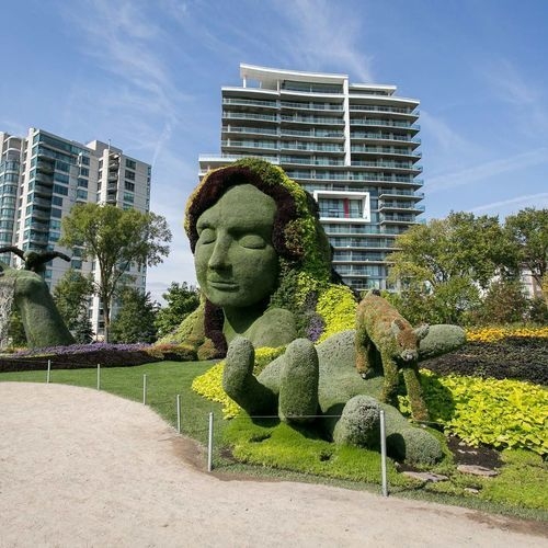 Living Succulent Sculpture Swan Silhouette Mosaic Garden Feature